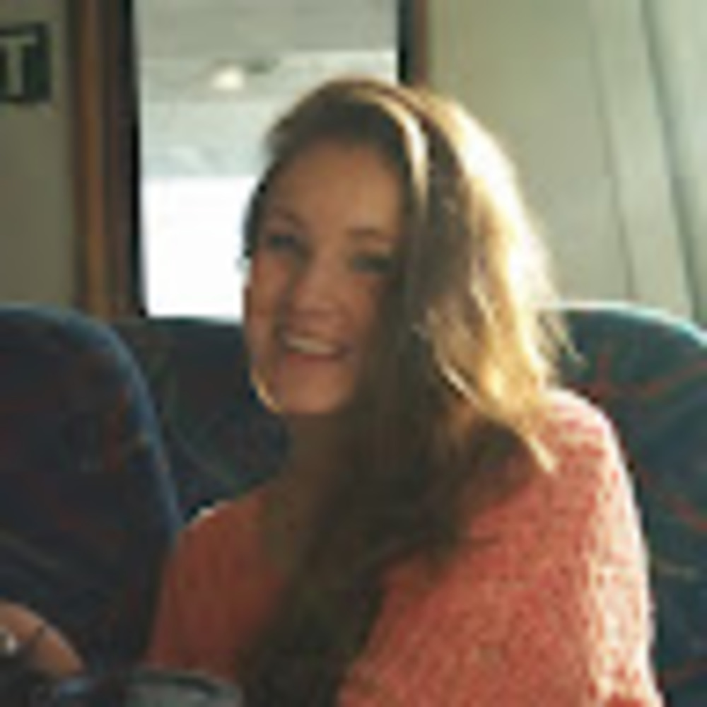 Meet your Posher, Alaina